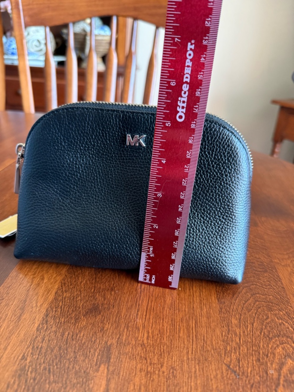 NEW Michael Kors Zippered Leather Pouch in Black with Silver Zipper - Picture 7 of 15